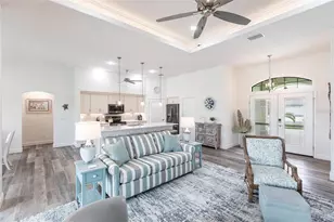 21 Medalist Ln, Rotonda West, FL 33947 - Photo 7