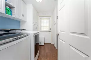 9118 Pinehaven Way, Englewood, FL 34224 - Photo 15