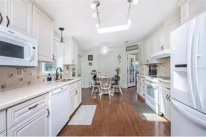 9118 Pinehaven Way, Englewood, FL 34224 - Photo 9