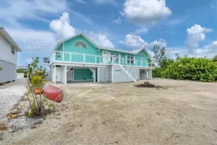 261 Bocilla Dr, Placida, FL 33946 - Photo 5