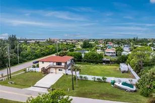 3129 Banyan Way, Punta Gorda, FL 33950 - Photo 1