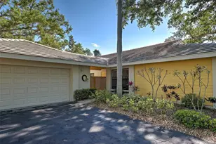 220 Southampton Dr, Venice, FL 34293 - Photo 1