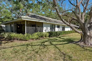 220 Southampton Dr, Venice, FL 34293 - Photo 5