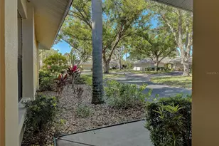 220 Southampton Dr, Venice, FL 34293 - Photo 9
