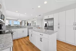 242 Hidden Bay Dr, Osprey, FL 34229 - Photo 9