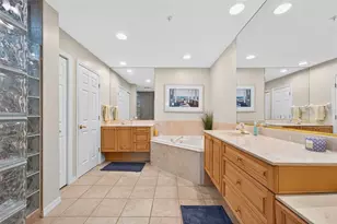 242 Hidden Bay Dr, Osprey, FL 34229 - Photo 31