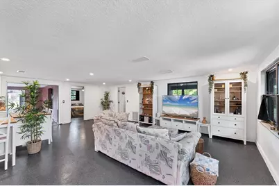 1651 Lakeview Place, Englewood, FL 34223 - Photo 9