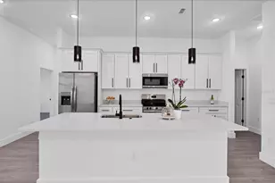 10 Mast Dr, Placida, FL 33946 - Photo 11