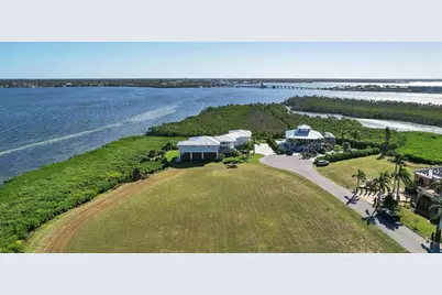 5248 The Pointe, Englewood, FL 34223 - Photo 3