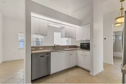 530 Michigan Avenue, Englewood, FL 34223 - Photo 15