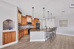 8376 Antwerp Cir, Port Charlotte, FL 33981 - Photo 9