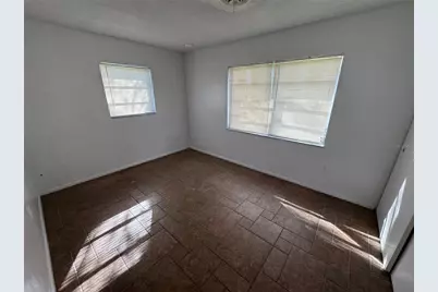 22236 Montrose Avenue, Port Charlotte, FL 33952 - Photo 7