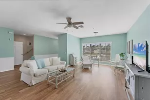 3927 Cape Haze Dr, Rotonda West, FL 33947 - Photo 5
