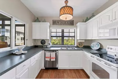 3927 Cape Haze Drive #204, Rotonda West, FL 33947 - Photo 11