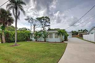 415 Yale St, Englewood, FL 34223 - Photo 3