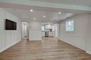 415 Yale St, Englewood, FL 34223 - Photo 17