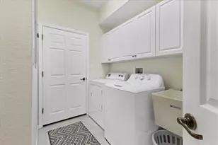 1415 Hedgewood Cir, North Port, FL 34288 - Photo 21