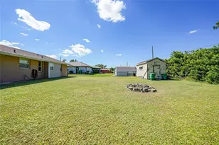 948 Tropical Ave NW, Port Charlotte, FL 33948 - Photo 21