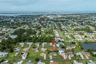 1311 Washington Dr, Englewood, FL 34224 - Photo 5