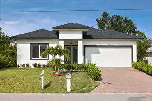 118 Green Pine Park, Rotonda West, FL 33947 - Photo 3