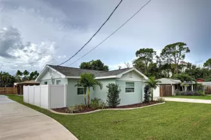 425 Yale St, Englewood, FL 34223 - Photo 1