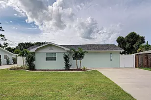 425 Yale St, Englewood, FL 34223 - Photo 3