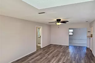 1516 Olympia Rd, Venice, FL 34293 - Photo 5