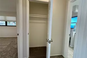 1516 Olympia Rd, Venice, FL 34293 - Photo 17