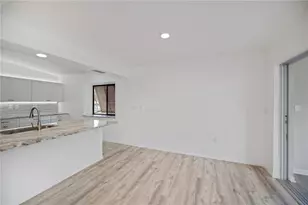 425 Cypress Forest Dr, Englewood, FL 34223 - Photo 17