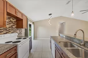 2415 Nowatney Ave, North Port, FL 34286 - Photo 9