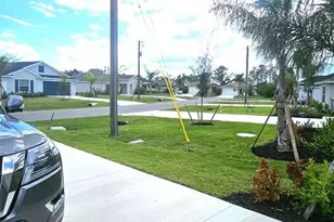 106 Leisure Pl, Rotonda West, FL 33947 - Photo 21