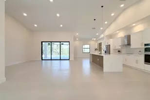 14671 Lillian Cir, Port Charlotte, FL 33981 - Photo 5