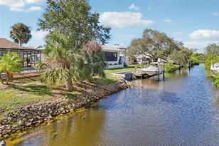 560 Sandlor Dr, Englewood, FL 34223 - Photo 47