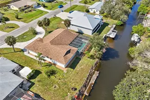 560 Sandlor Dr, Englewood, FL 34223 - Photo 57