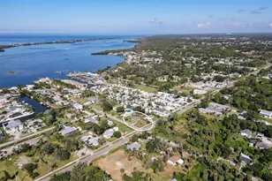 602 W Perry St, Englewood, FL 34223 - Photo 25