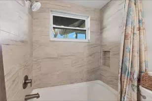 602 W Perry St, Englewood, FL 34223 - Photo 17