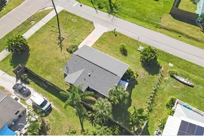 602 W Perry Street, Englewood, FL 34223 - Photo 23