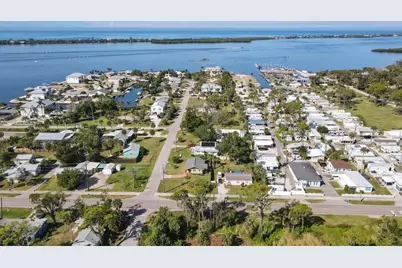 602 W Perry Street, Englewood, FL 34223 - Photo 27