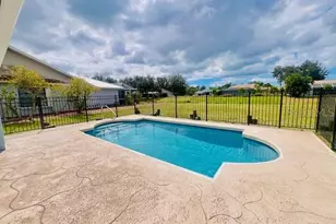 125 Sportsman Rd, Rotonda West, FL 33947 - Photo 23