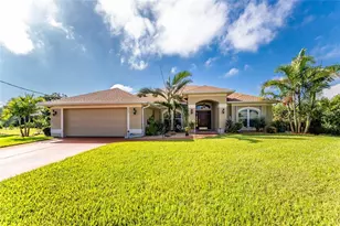 133 Mariner Ln, Rotonda West, FL 33947 - Photo 1