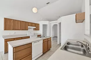 14119 Chambersburg Ave, Port Charlotte, FL 33981 - Photo 7