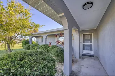 1087 Montana Avenue, Englewood, FL 34223 - Photo 5