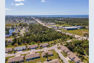 502 Foxwood Boulevard, Englewood, FL 34223 - Photo 29