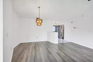 606 Chestnut Ln, Englewood, FL 34223 - Photo 9