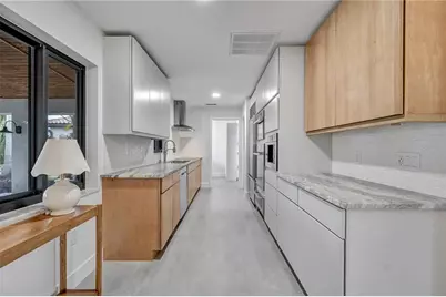 15180 Lyneburg Avenue, Port Charlotte, FL 33981 - Photo 7