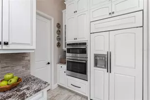 257 Corelli Dr, Nokomis, FL 34275 - Photo 17