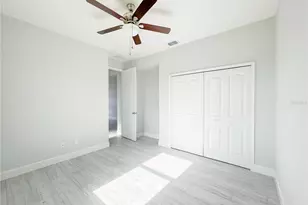 5217 Willow Lake Ct, Sarasota, FL 34233 - Photo 15