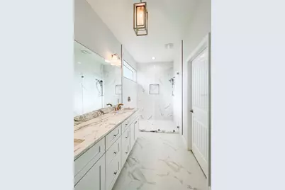 5217 Willow Lake Court, Sarasota, FL 34233 - Photo 13