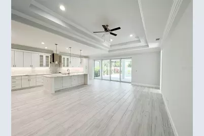 5217 Willow Lake Court, Sarasota, FL 34233 - Photo 7