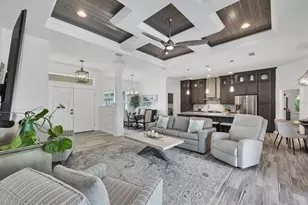 27 Par View Pl, Rotonda West, FL 33947 - Photo 13